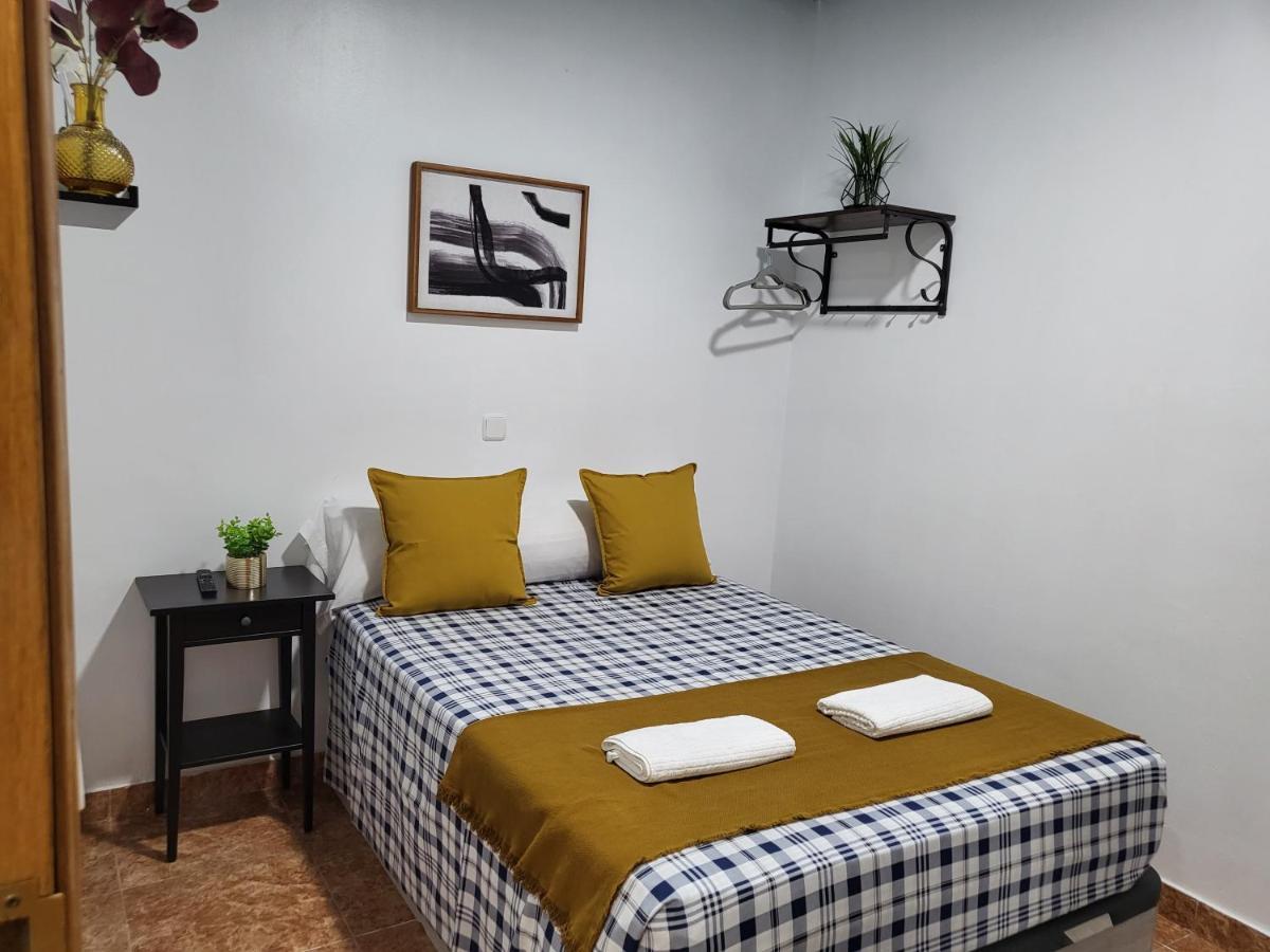 M-A Catrachos Rooms Madrid Extérieur photo
