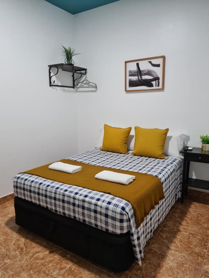 M-A Catrachos Rooms Madrid Extérieur photo