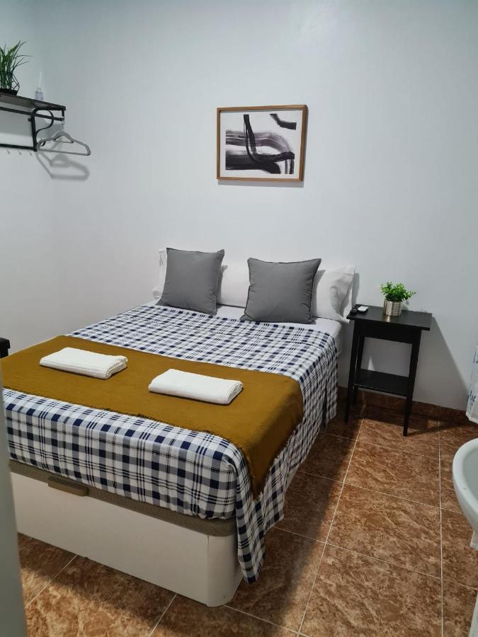 M-A Catrachos Rooms Madrid Extérieur photo